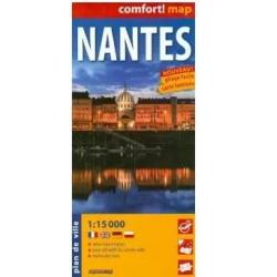 Nantes. 120 000
